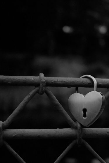 Arnaque sur site de rencontre : comment repérer un brouteur en 2026